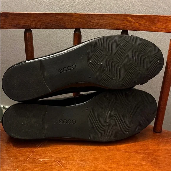 ECCO Women’s Black Patent Leather Ballet Flats Size 39 - Picture 9 of 9